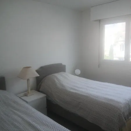 Apartman Equipe Avec Balcon, Piscine Et Parking Prive A Deux Pas De La Plage, Gare Et Commerces - Fr-1-712-46